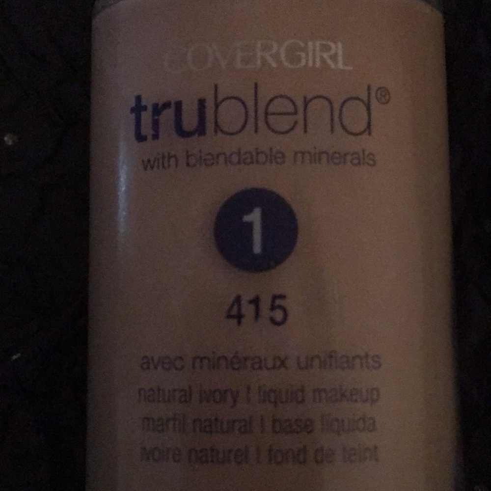 Makeup - Picture 2 of 2